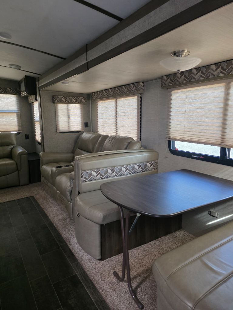 2018 keystone  BULLET - $25,700