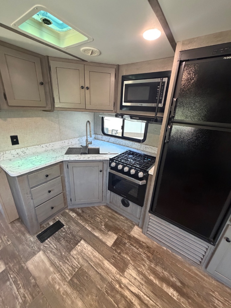 2020 Keystone Keystone - $22,995