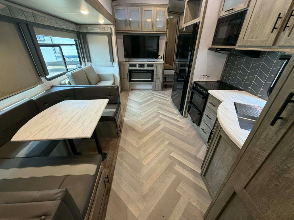 2022 Forest River Wildwood Laminated Towables - $36,900