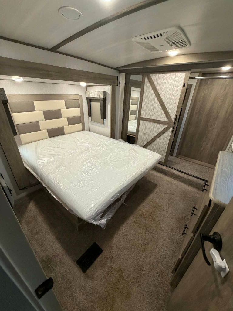 2022 Forest River Wildwood Laminated Towables - $36,900