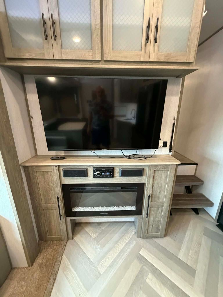 2022 Forest River Wildwood Laminated Towables - $36,900