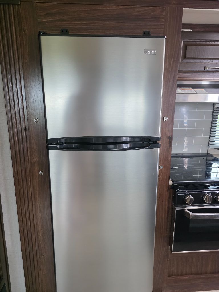 2019 Forest River Palomino Trailer - $24,699