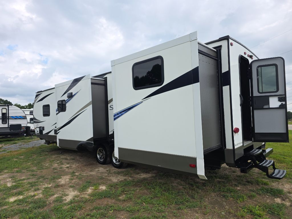 2019 Forest River Palomino Trailer - $24,699