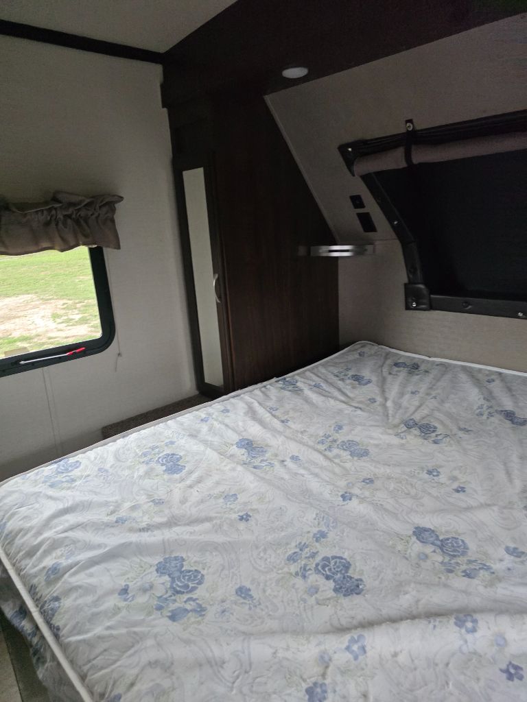 2019 Forest River Palomino Trailer - $24,699