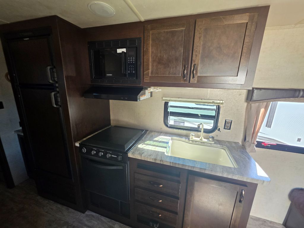 2019 East To West East To West - $11,900