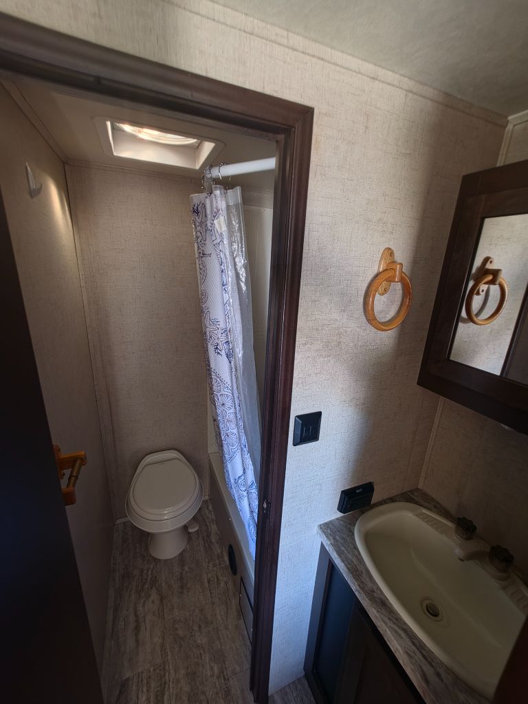 2019 East To West East To West - $11,900
