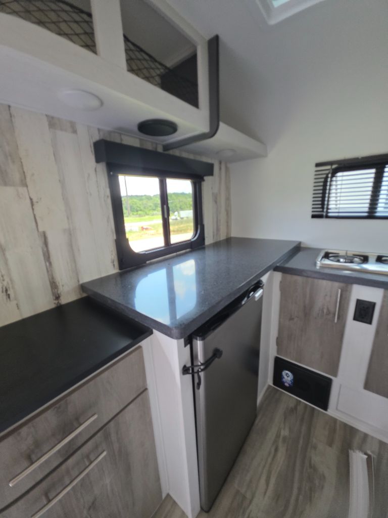 2026 TRAVEL LITE 2614RK - $35,698