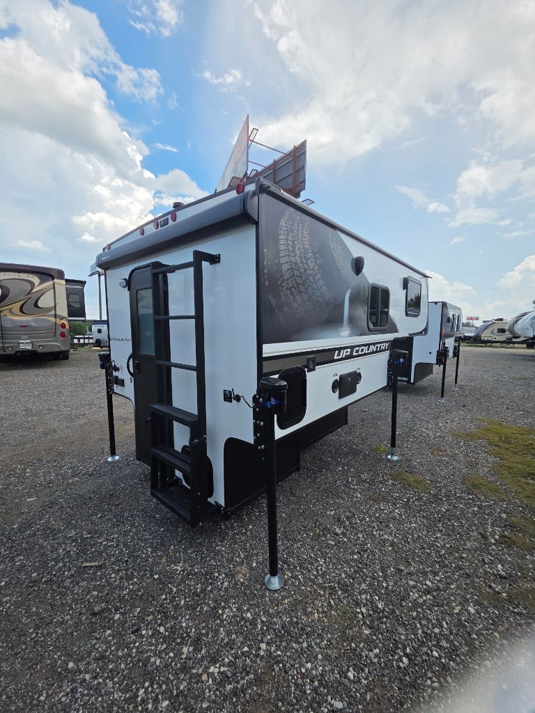2026 TRAVEL LITE UPCOUNTRY 26775U