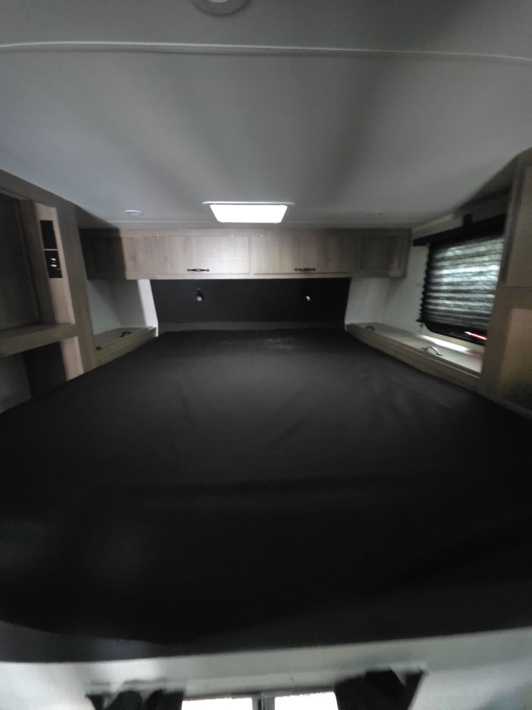 2026 TRAVEL LITE UPCOUNTRY 26775U