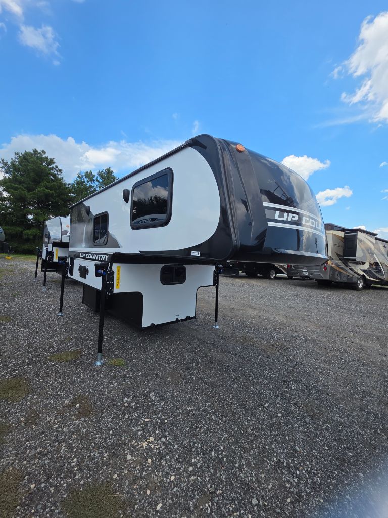 2026 TRAVEL LITE UPCOUNTRY 26775U