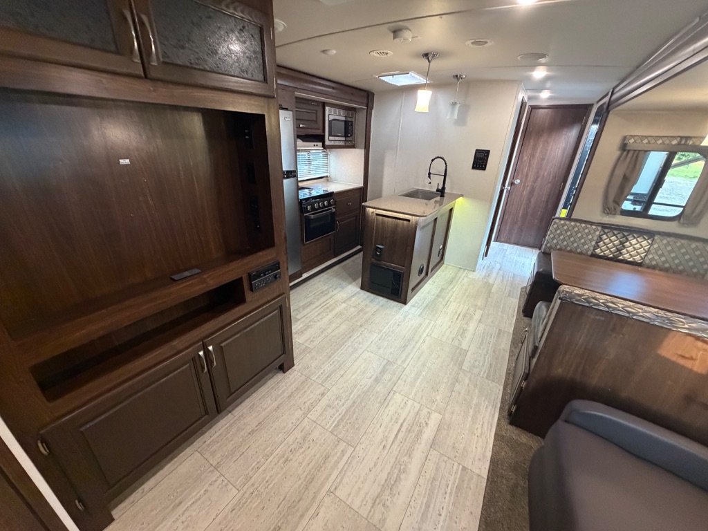 2014 FOREST RIVER WIND JAMMER 