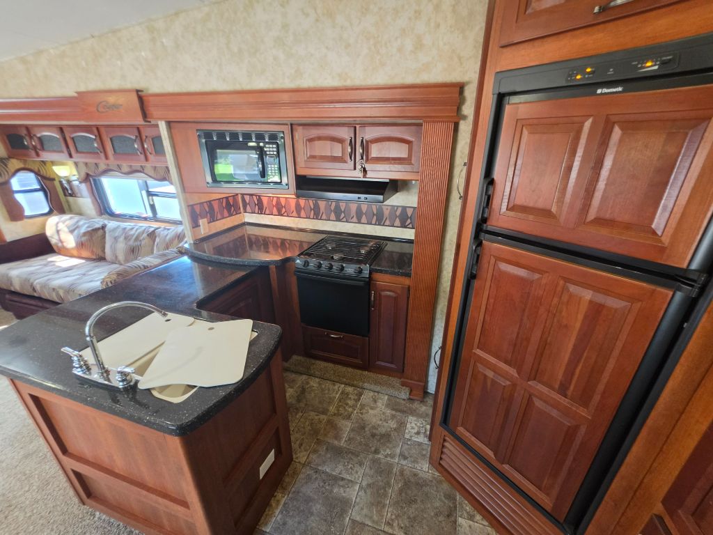 2012 Keystone Keystone - $13,900