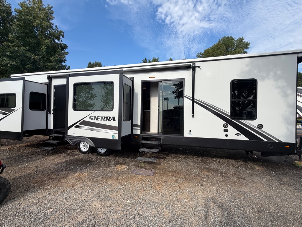 2021 Forest River Sierra Towables - $42,995