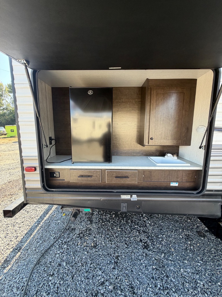 2021 Heartland Rv Pioneer, Prowler, & Prowler Lnyx