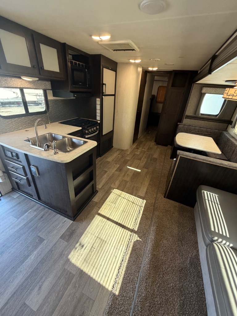 2021 Heartland Rv Pioneer, Prowler, & Prowler Lnyx