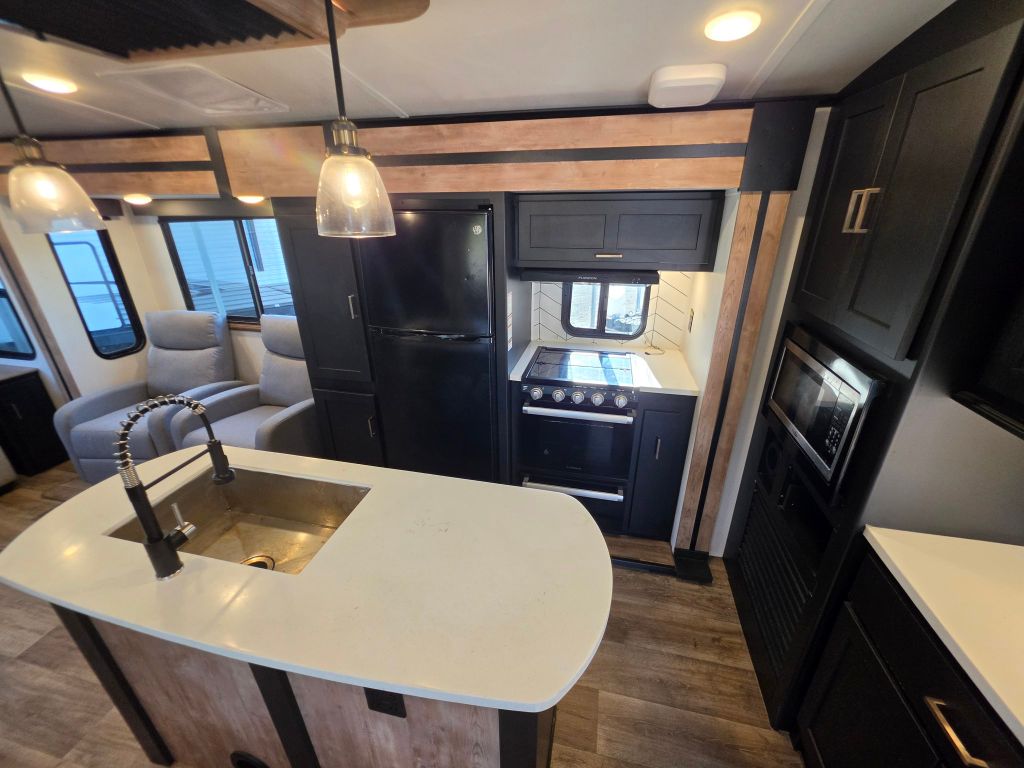 2022 Outback Keystone / Outback - $28,900