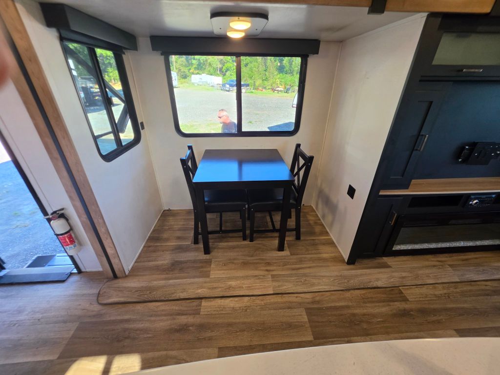 2022 Outback Keystone / Outback - $28,900