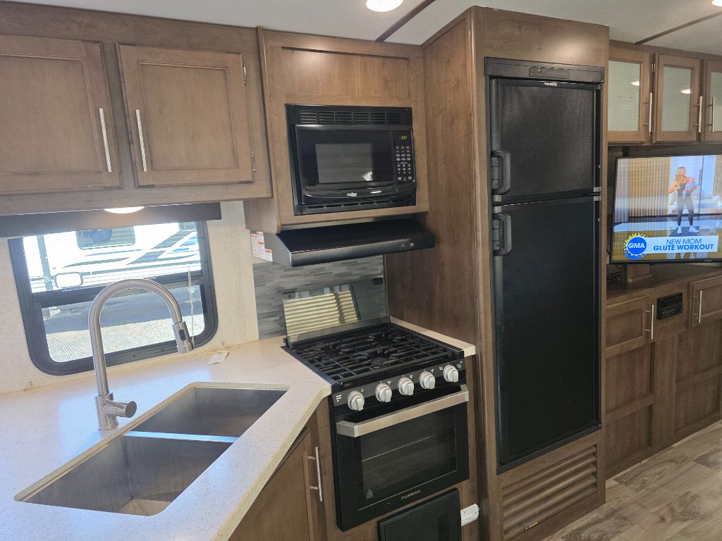 2019 Keystone Keystone - $22,995