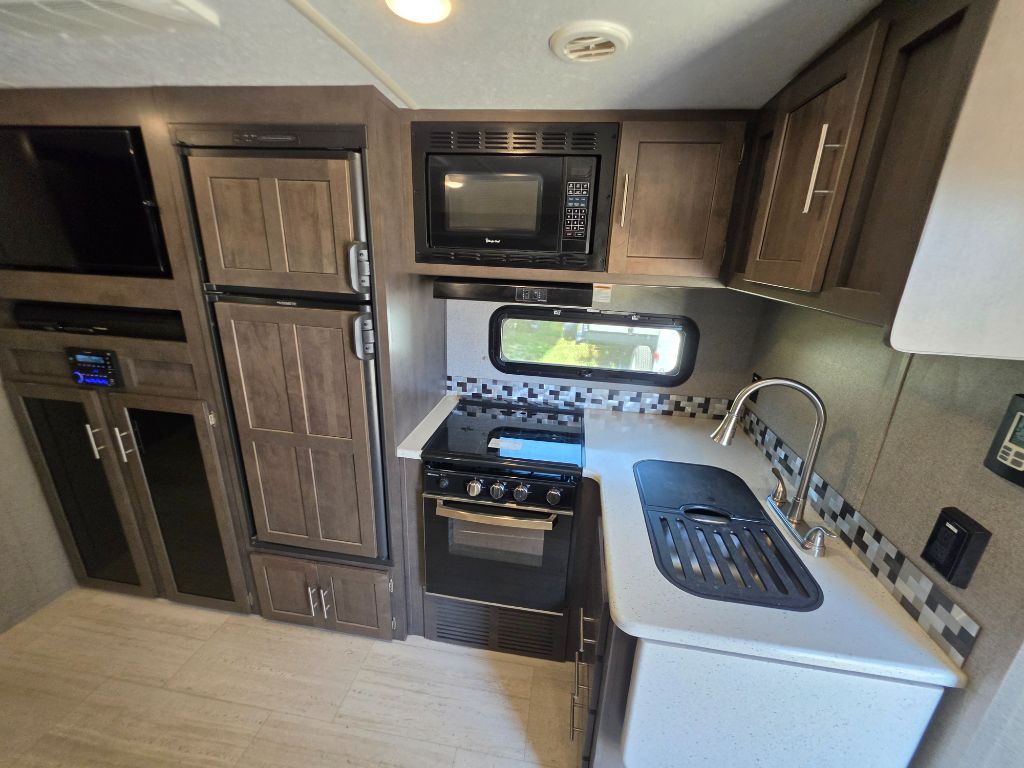 2020 Forest River Real-lite / Rockwood Lite Weight Trailers - $24,995