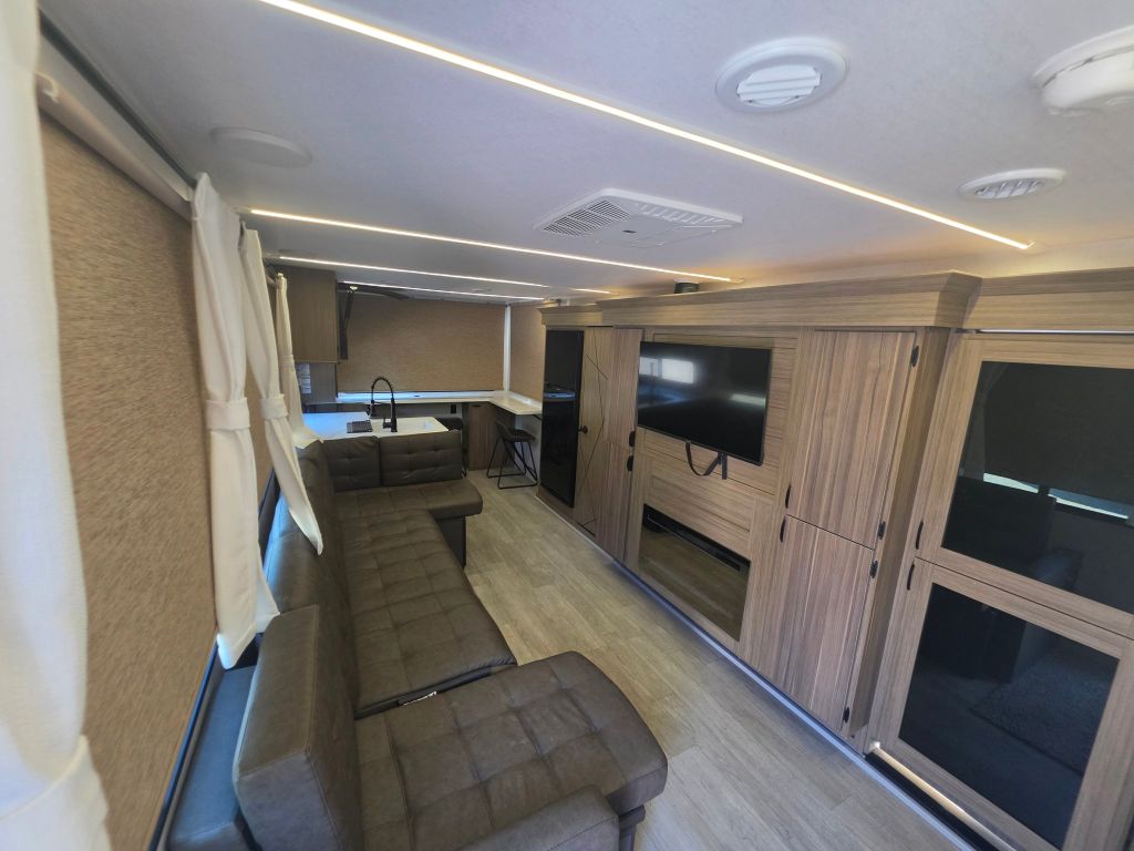 2025 Forest River Salem Towables - $31,995
