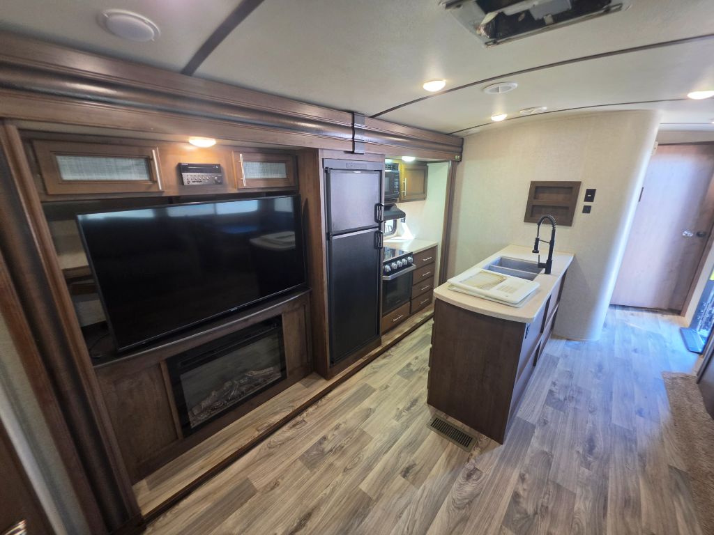 2020 Keystone Keystone - $24,900
