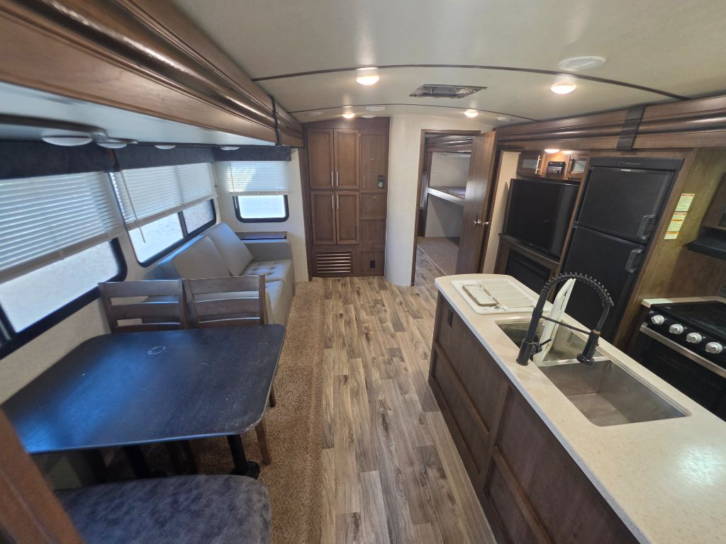 2020 Keystone Keystone - $24,900