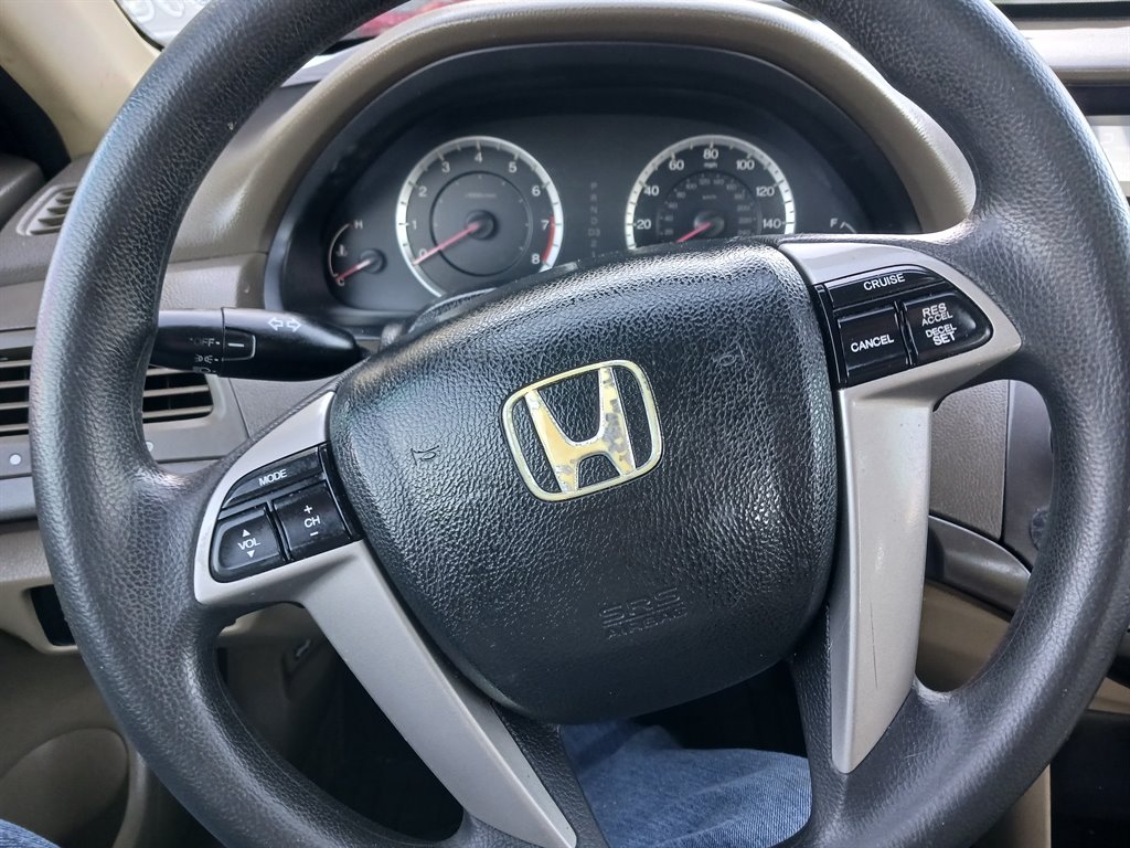 2010 Honda Accord LX-P photo