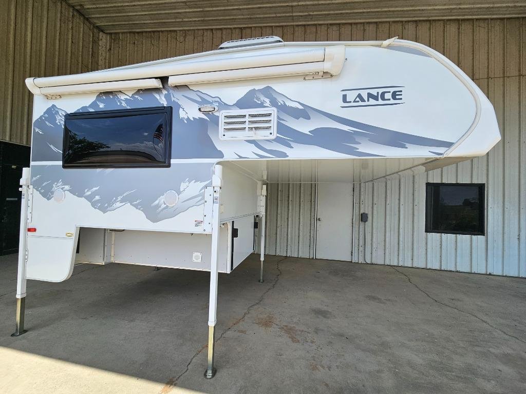 2021 Lance Lance 650