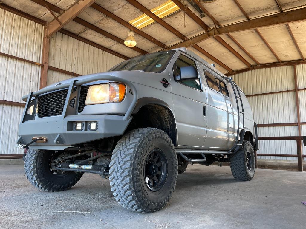 2001 Ford E-350 - $125,000