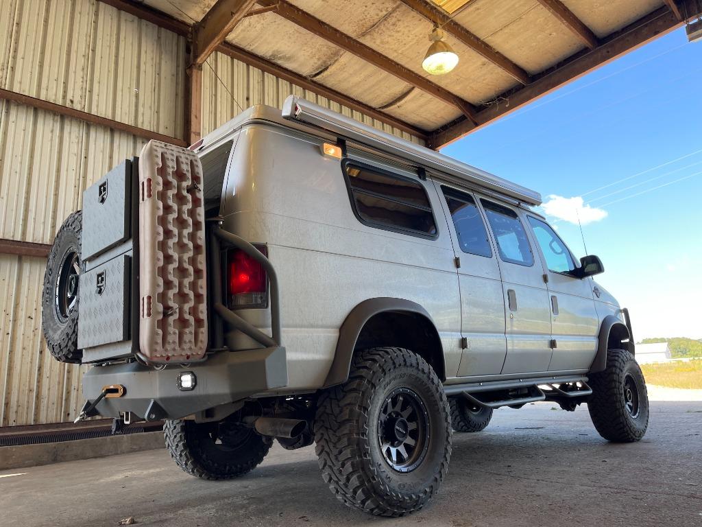 2001 Ford E-350 - $125,000