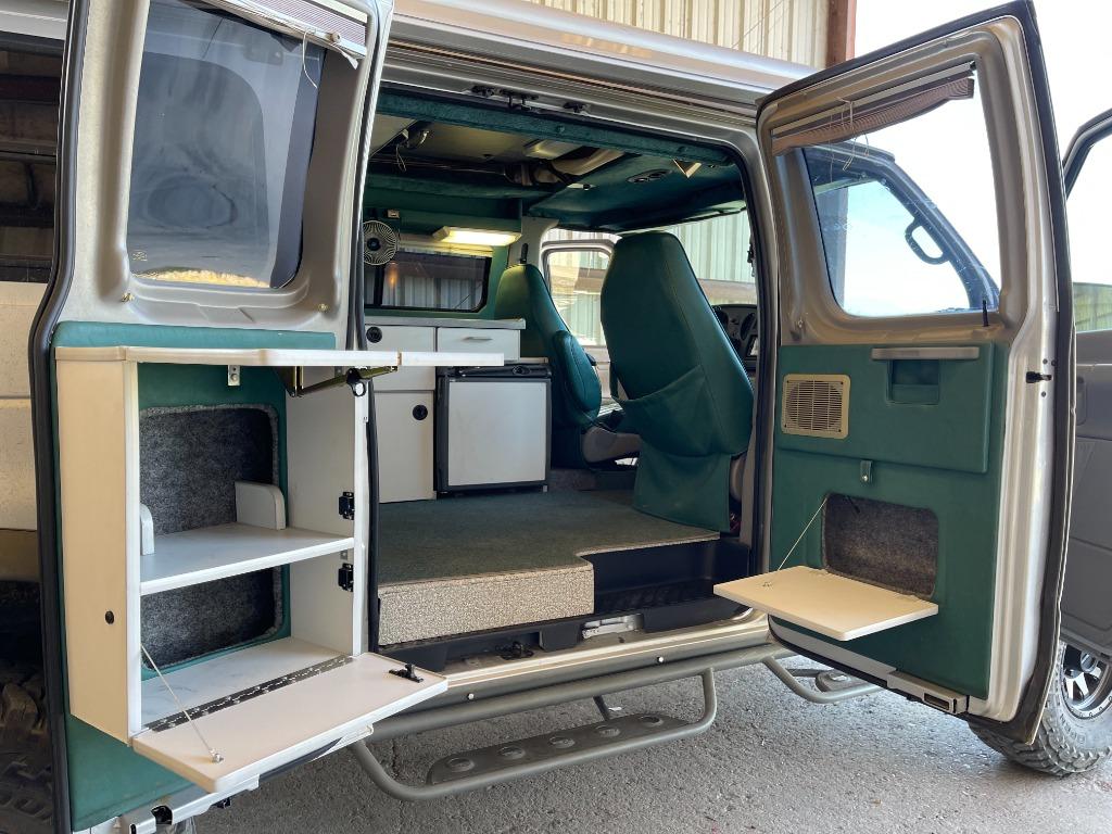 2001 Ford E-350 - $125,000