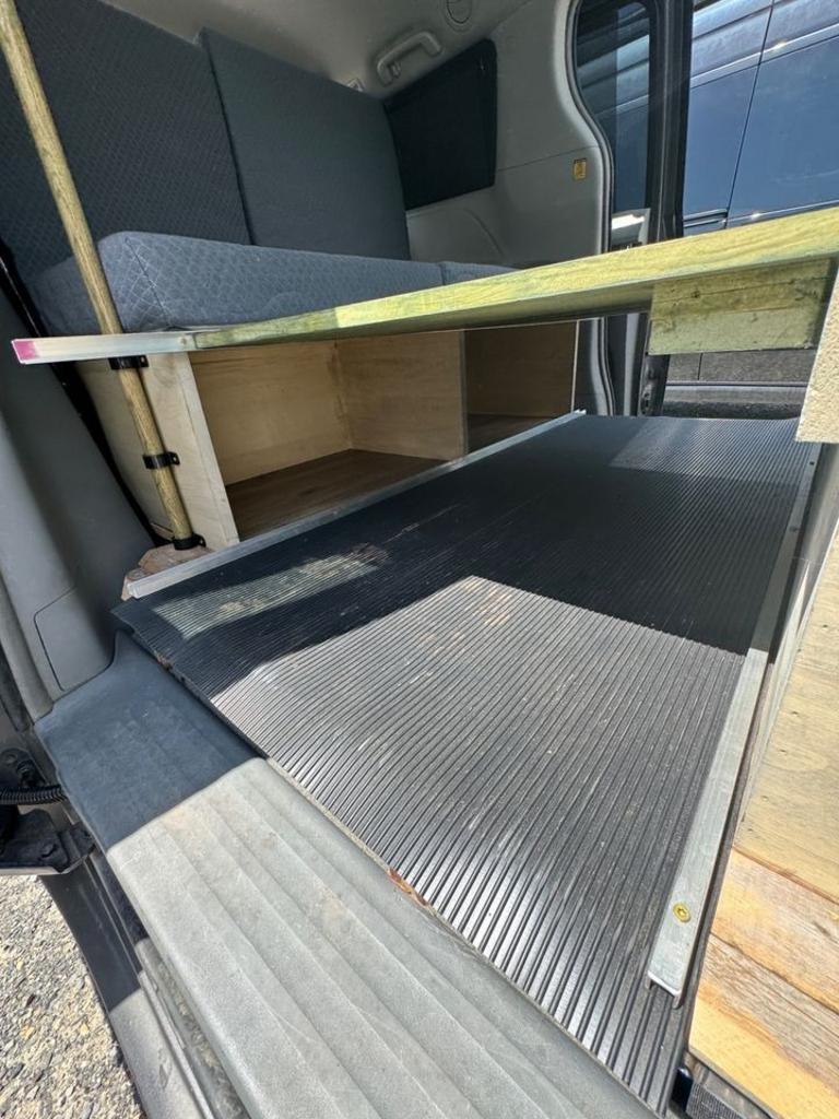 2012 Toyota Sienna - $10,500