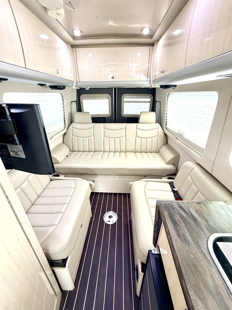 2014 Mercedes-Benz Sprinter - $79,990