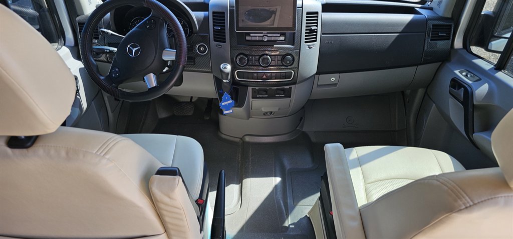 2015 Mercedes-Benz 500 - $69,900