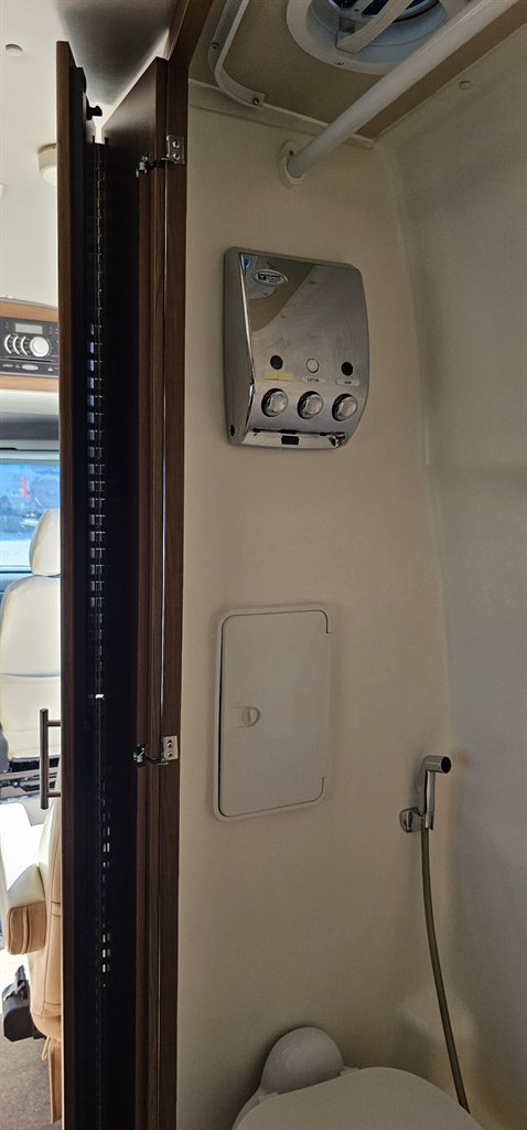 2015 Mercedes-Benz 500 - $69,900