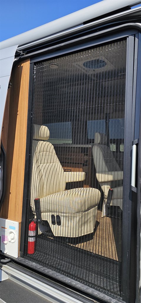 2015 Mercedes-Benz 500 - $69,900