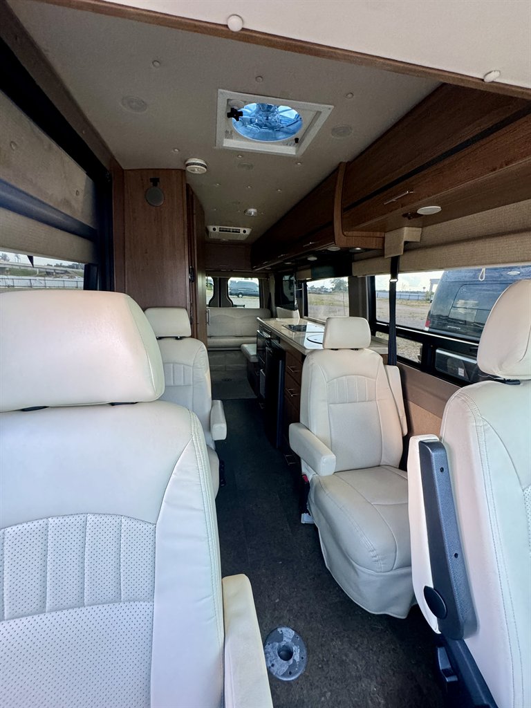 2015 Mercedes-Benz 500 - $69,900