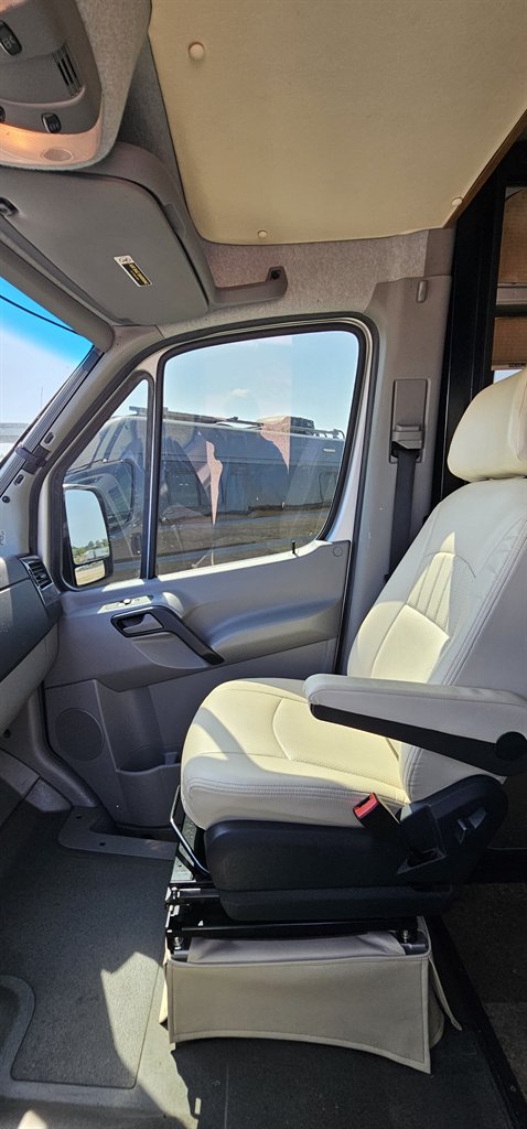 2015 Mercedes-Benz 500 - $69,900