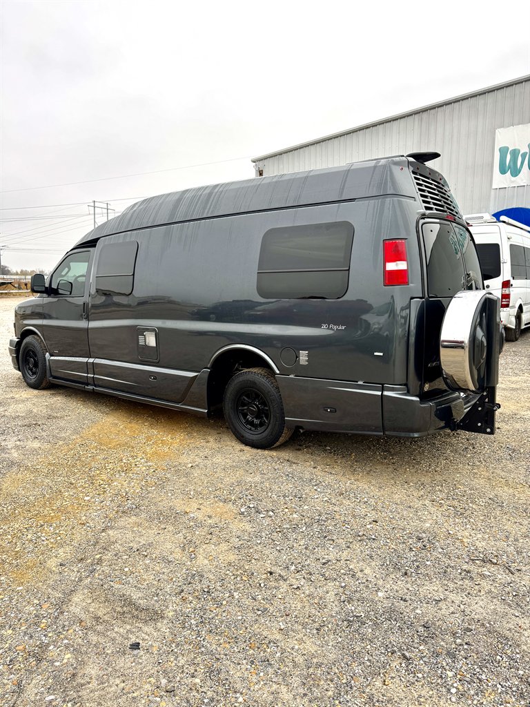 2017 Chevrolet Express - $92,990