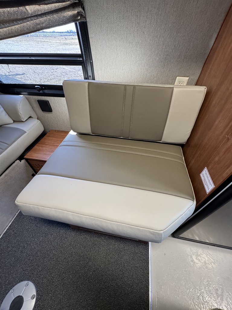 2017 Chevrolet Express - $92,990