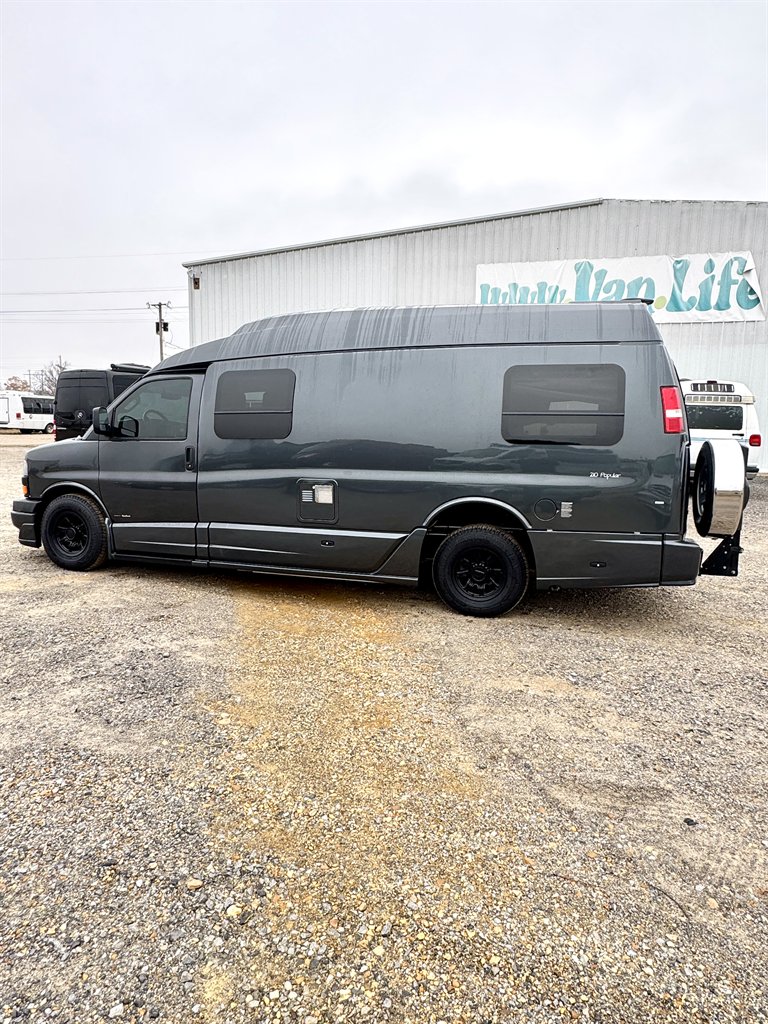 2017 Chevrolet Express - $92,990