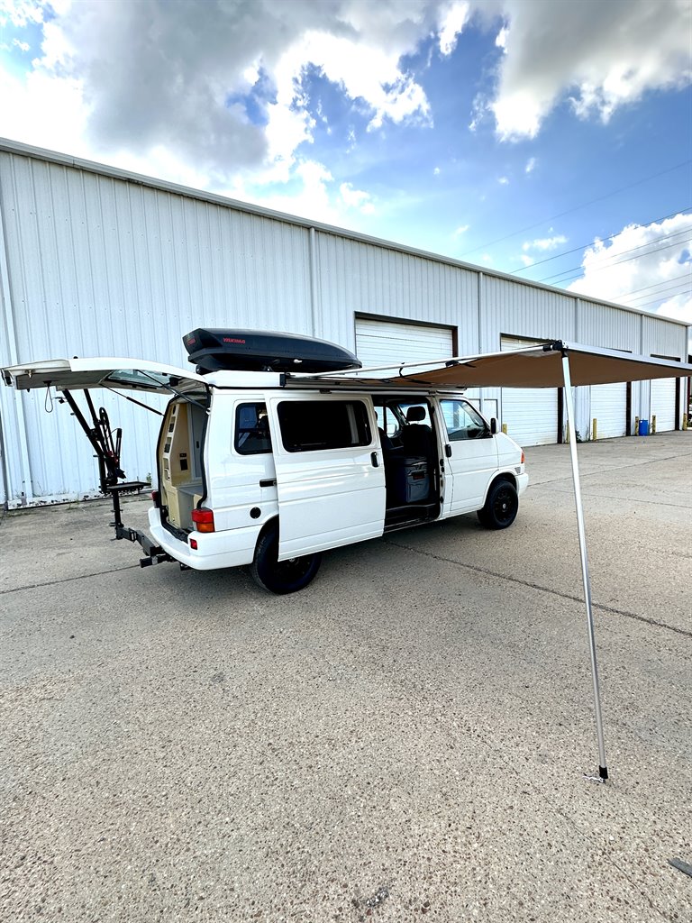 2000 Volkswagen Eurovan - $33,000