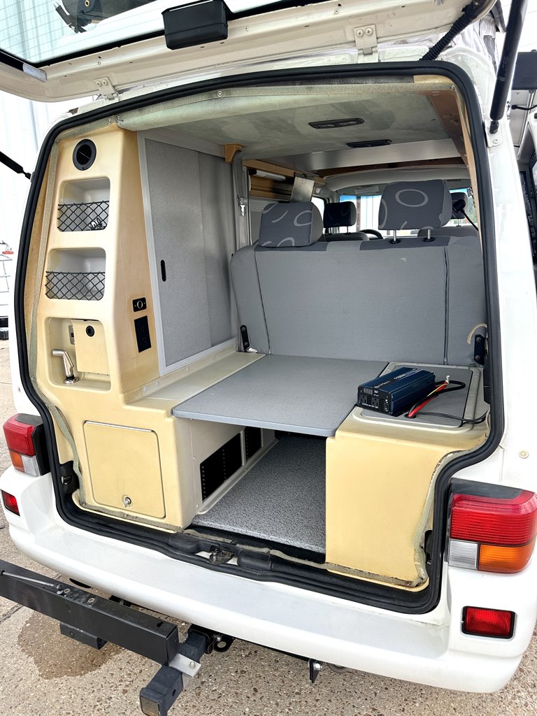 2000 Volkswagen Eurovan - $33,000