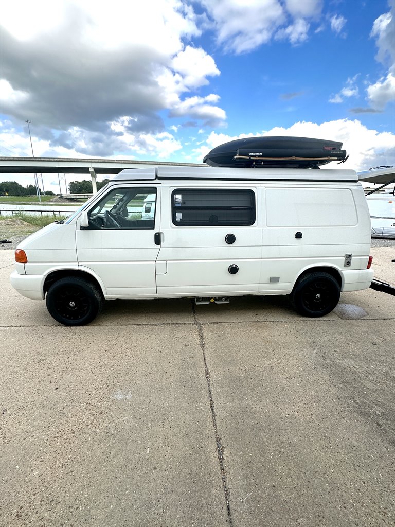 2000 Volkswagen Eurovan - $33,000