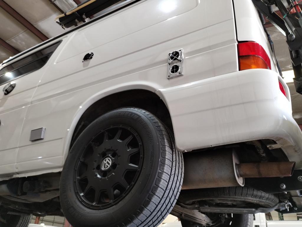 2000 Volkswagen Eurovan - $33,000