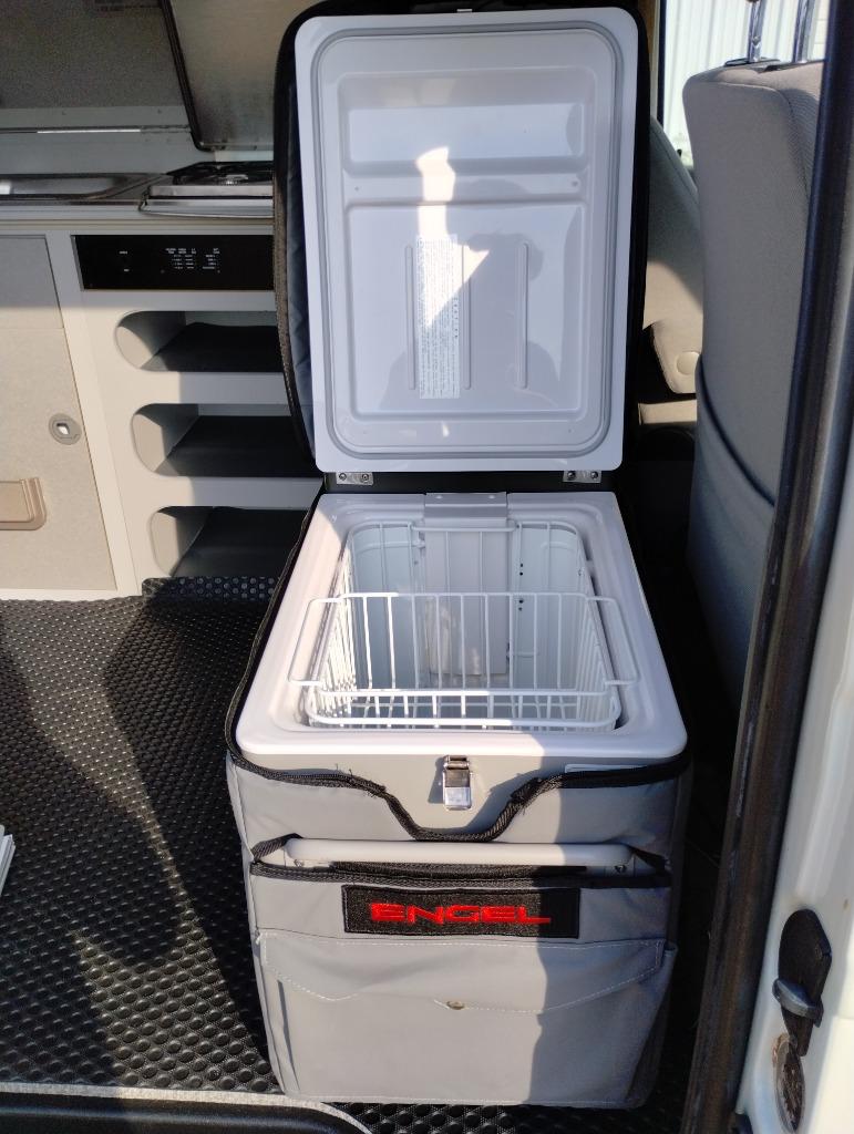 2000 Volkswagen Eurovan - $33,000