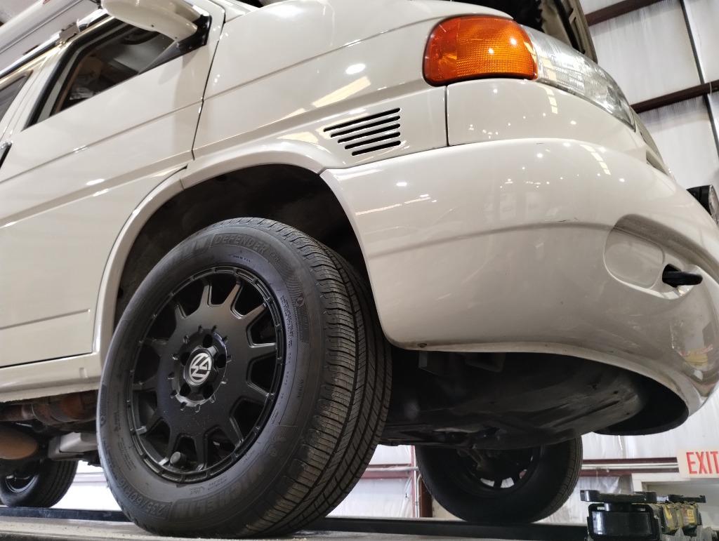 2000 Volkswagen Eurovan - $33,000