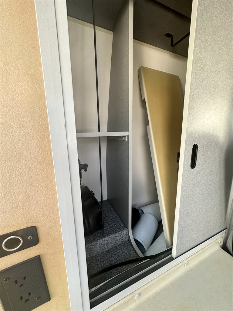 2000 Volkswagen Eurovan - $33,000