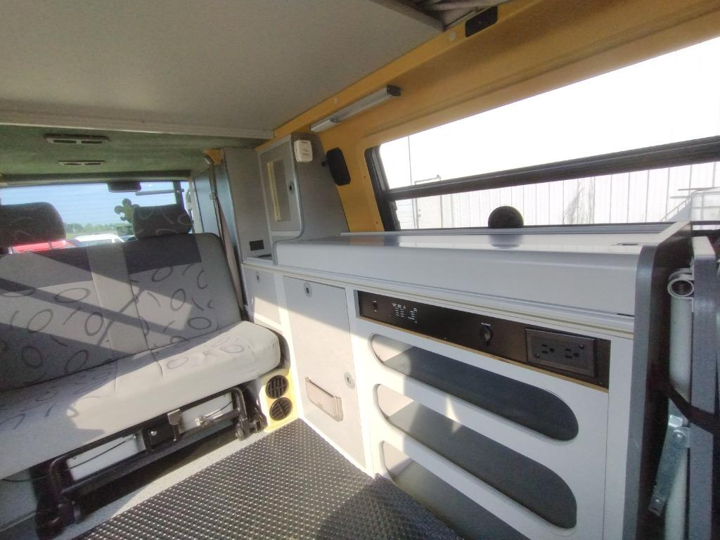 2000 Volkswagen Eurovan - $33,000