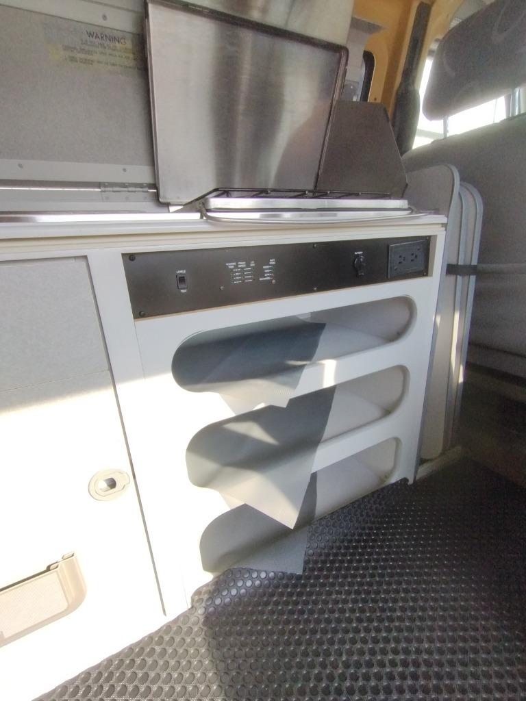 2000 Volkswagen Eurovan - $33,000